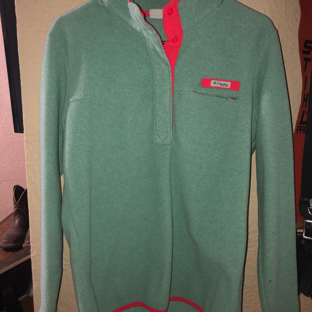 Columbia pullover